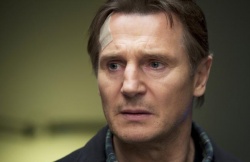 Dr. Martin Harris (Liam Neeson) - Unknown Identity